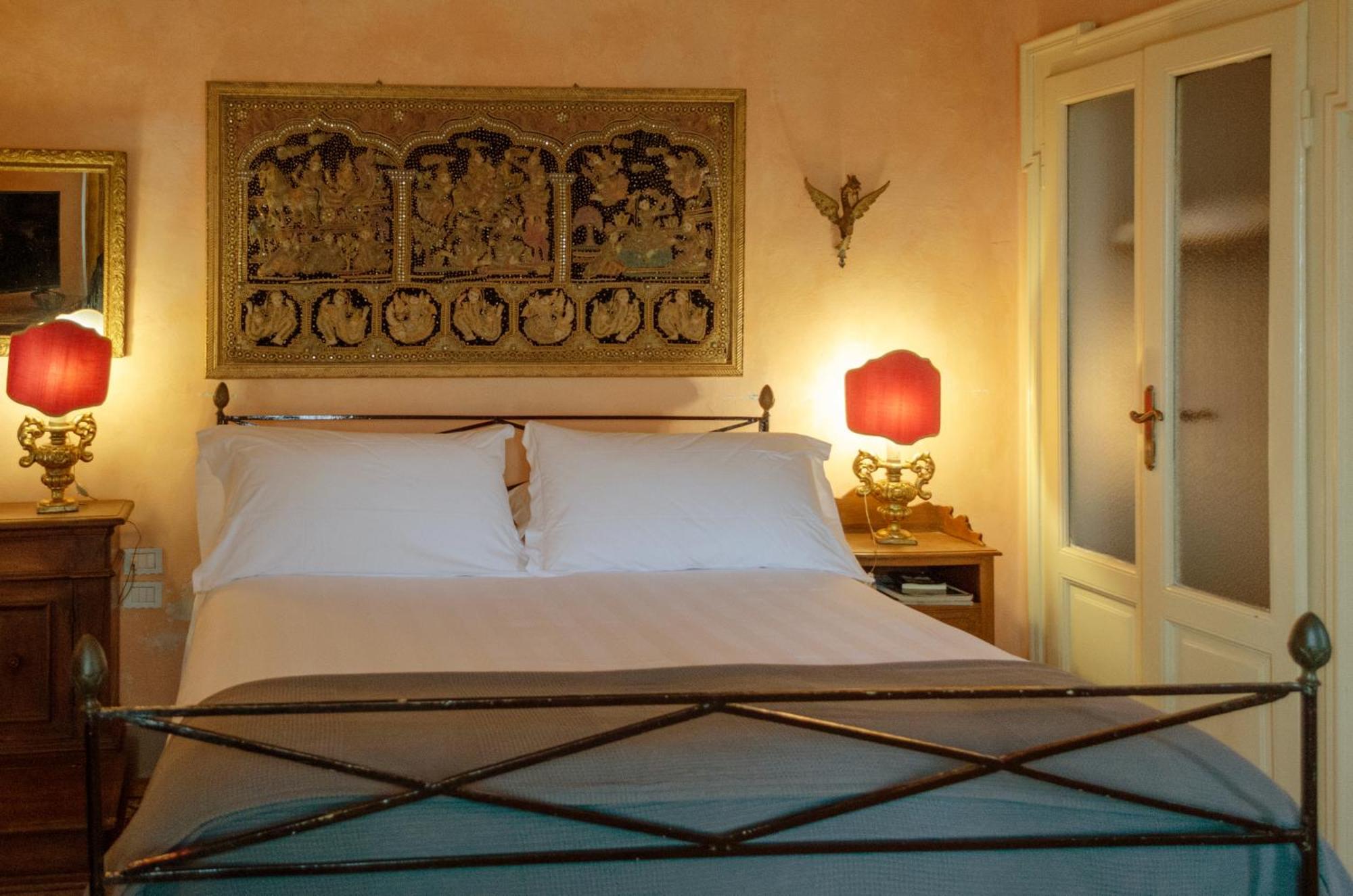 Antica Dimora Leones Bed and breakfast