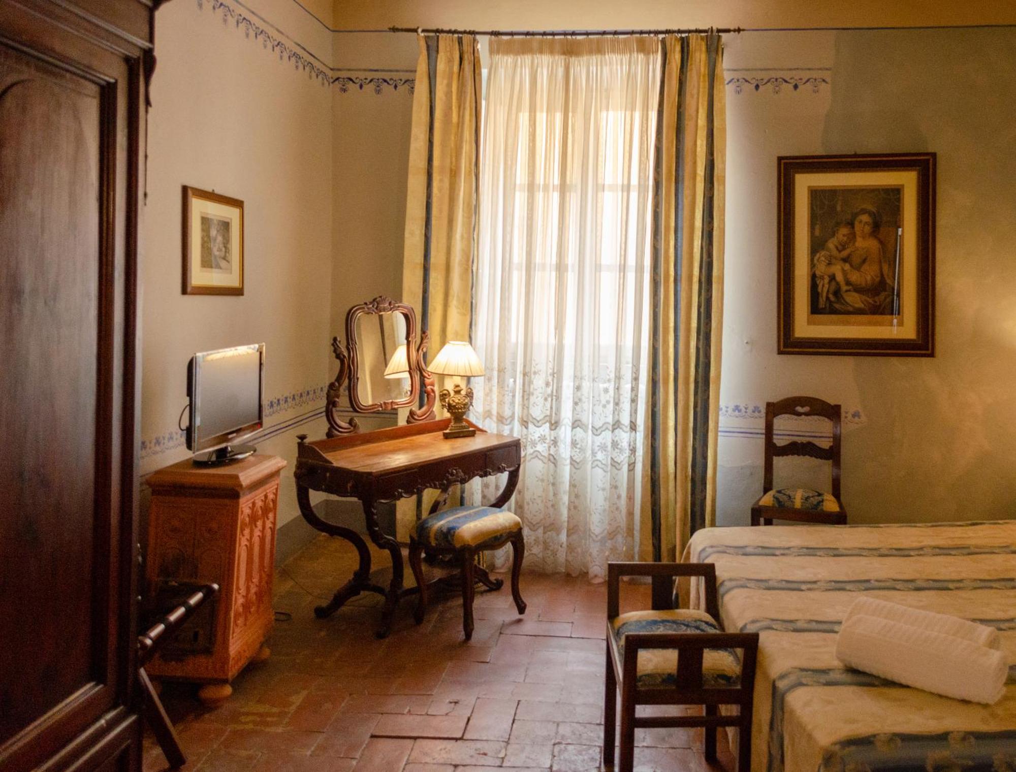 Antica Dimora Leones Bed & Breakfast